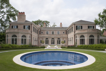 Chevy Chase Residence pool and back facade, Houston, TX